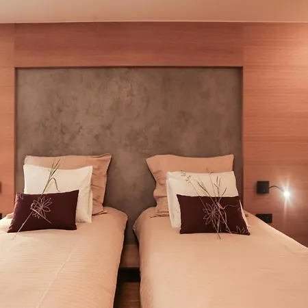 Par Pokoju Microhotel *
