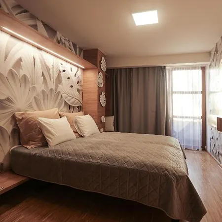 Par Pokoju Microhotel Hotel *